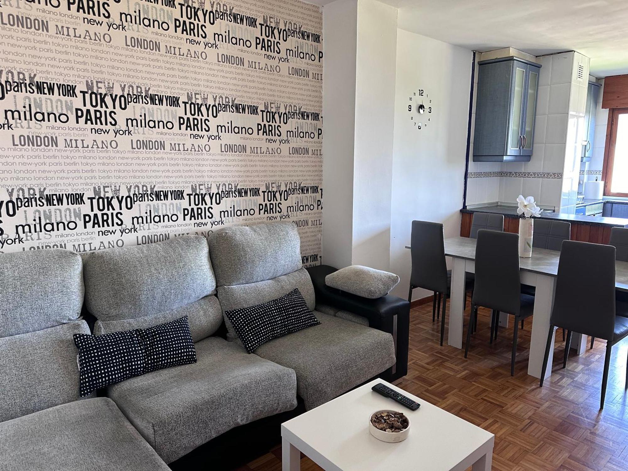 Acogedor Apartamento Con Vistas A La Catedral Y Parking 오비에도 외부 사진