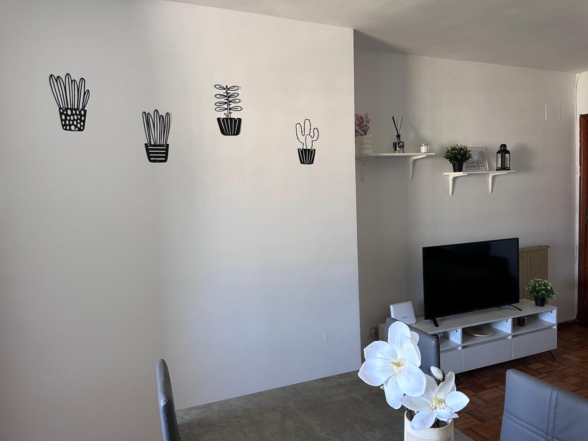 Acogedor Apartamento Con Vistas A La Catedral Y Parking 오비에도 외부 사진